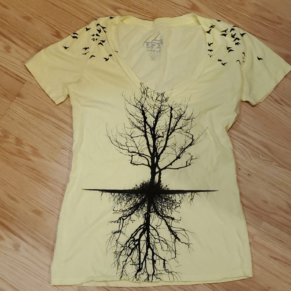 Lira Yellow Tree Of Life & Birds Graphic T-Shirt Large